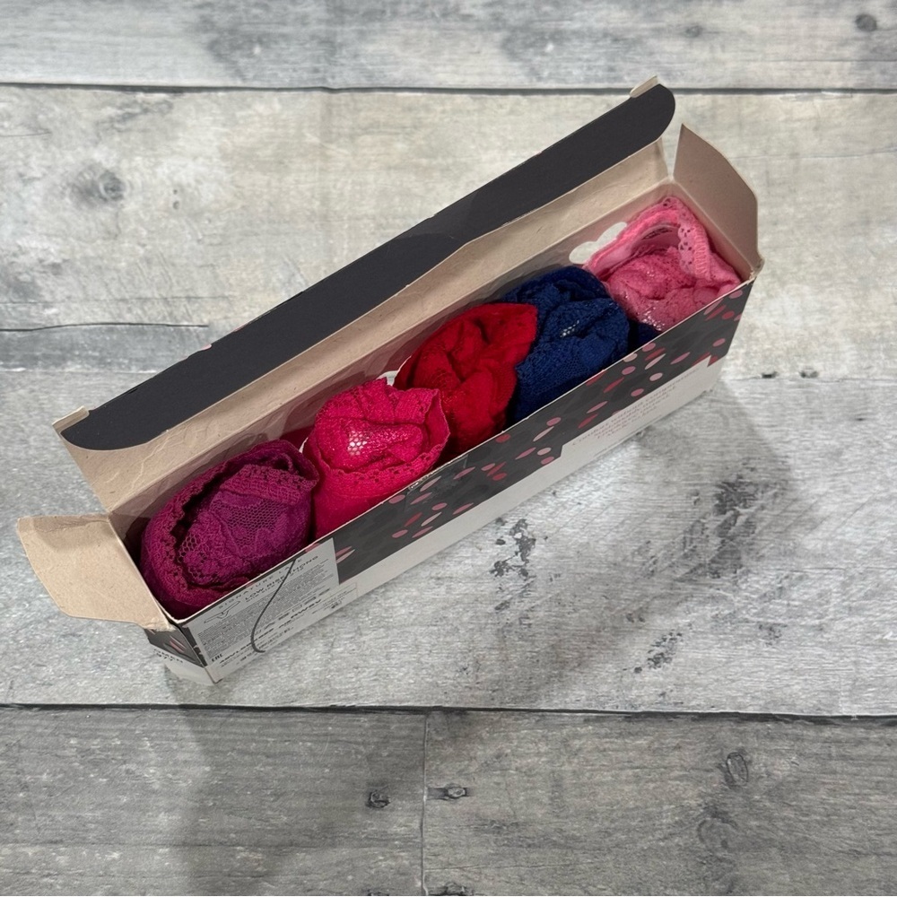 HANKY PANKY Low Rise Thongs 5-Pack Assorted Colors O/S - Picture 3 of 5